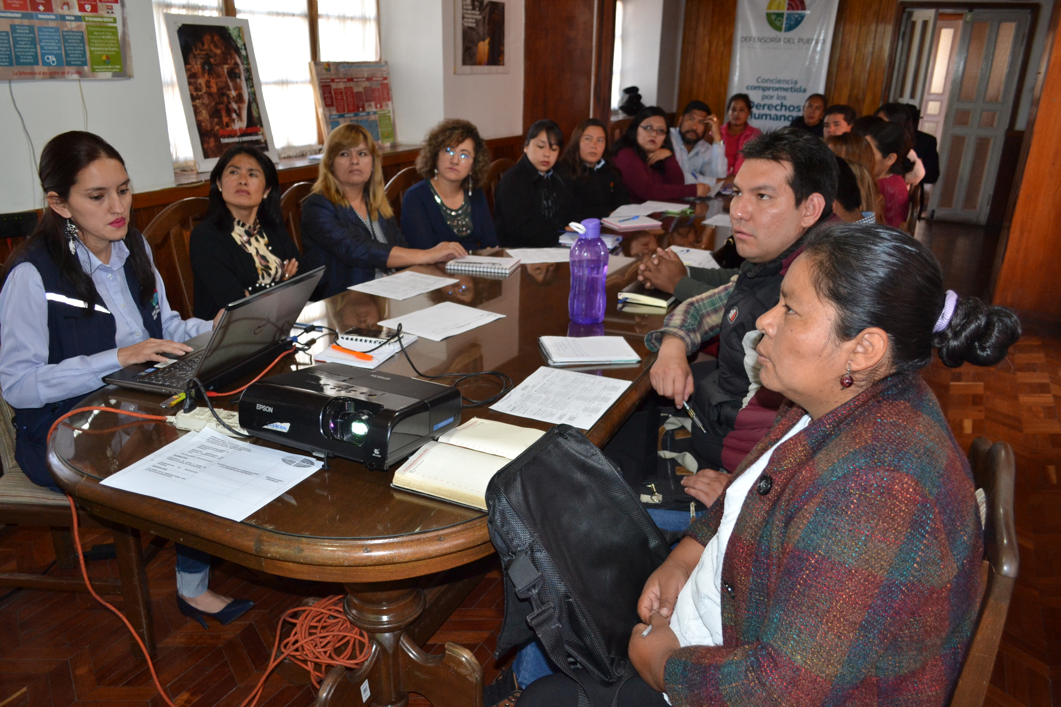 DEFENSORÍA DEL PUEBLO SOCIALIZA PROTOCOLO DE ASISTENCIA INTEGRAL DE HIJAS E HIJOS DE MADRES VÍCTIMAS DE FEMINICIDIO