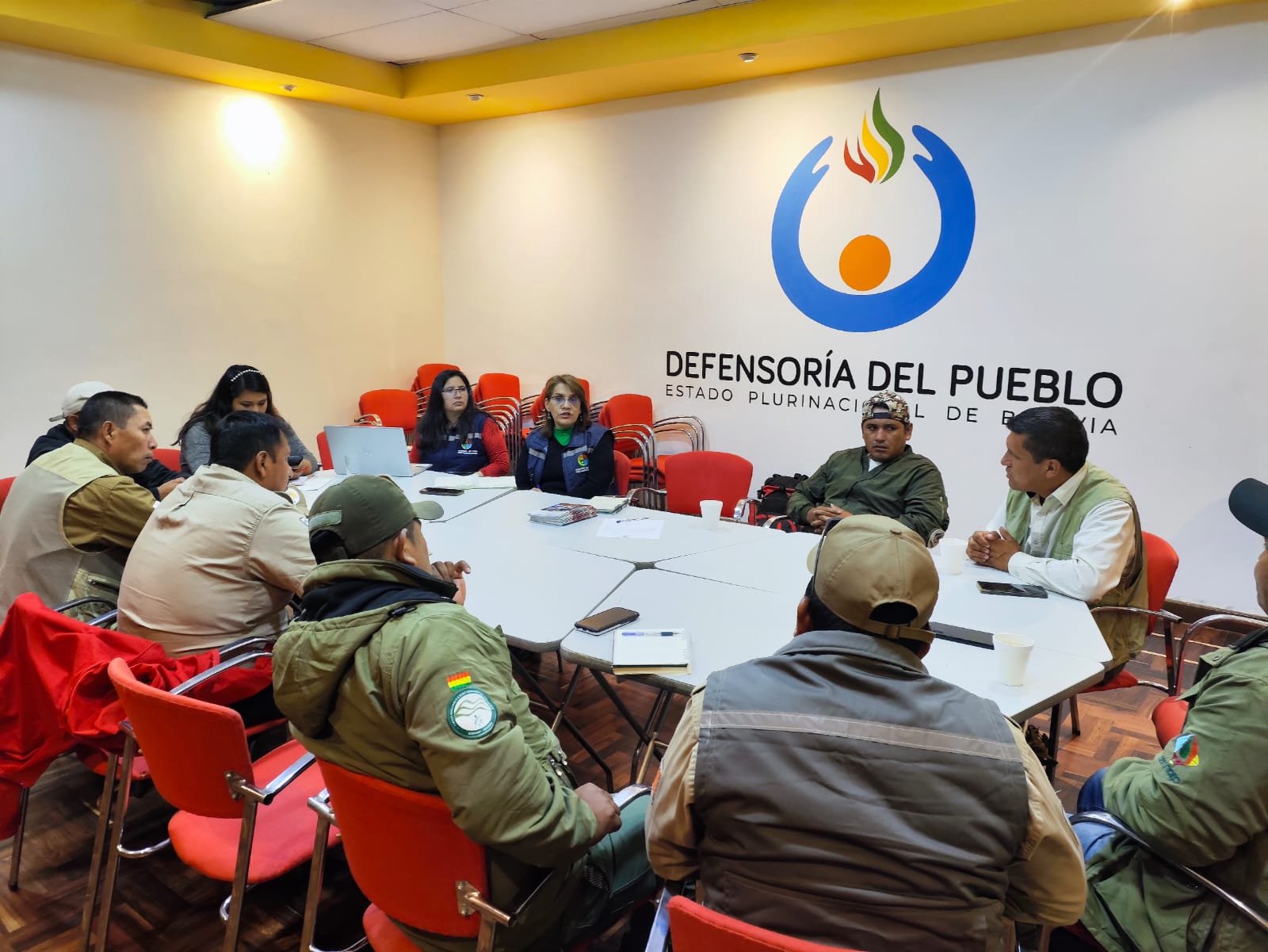 DEFENSORÍA DEL PUEBLO SOCIALIZA PROPUESTA DE ESTRATEGIA DE FORTALECIMIENTO DEFENSORIAL PARA GUARDAPARQUES