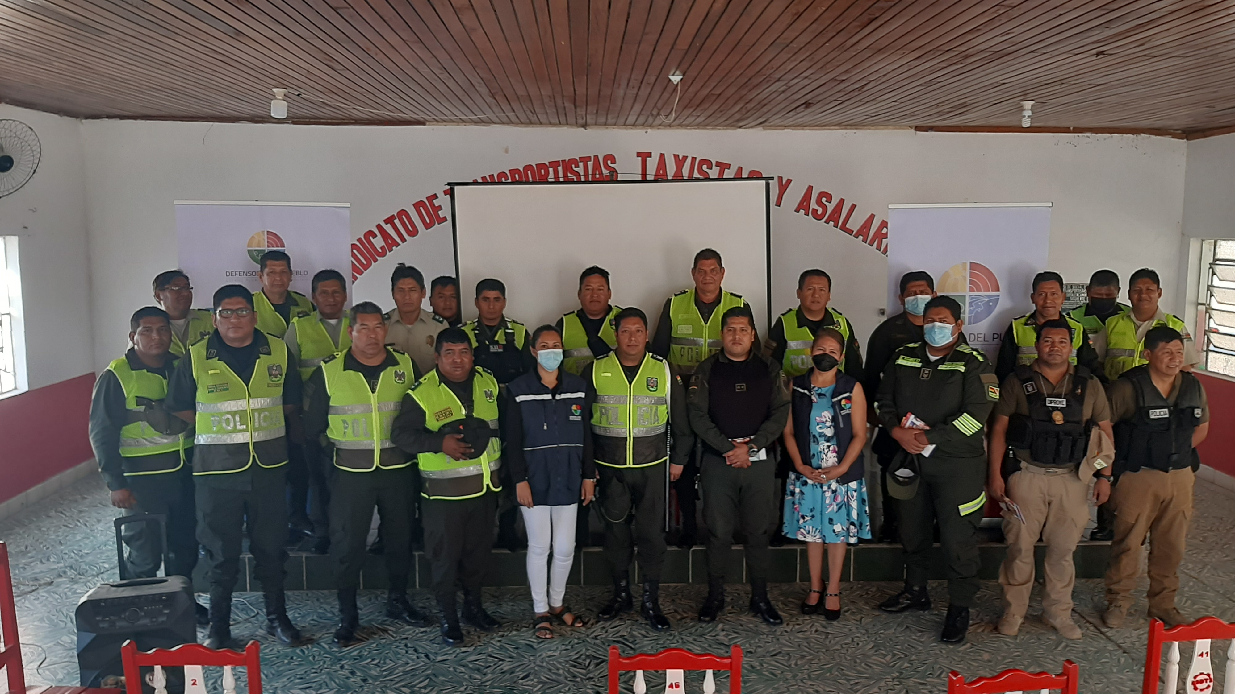 EN PUERTO SUAREZ PERSONAL POLICIAL DEL COMANDO DE FRONTERA PARTICIPA Y CONOCE LAS ATRIBUCIONES DEL MECANISMO DE PREVENCION DE LA TORTURA