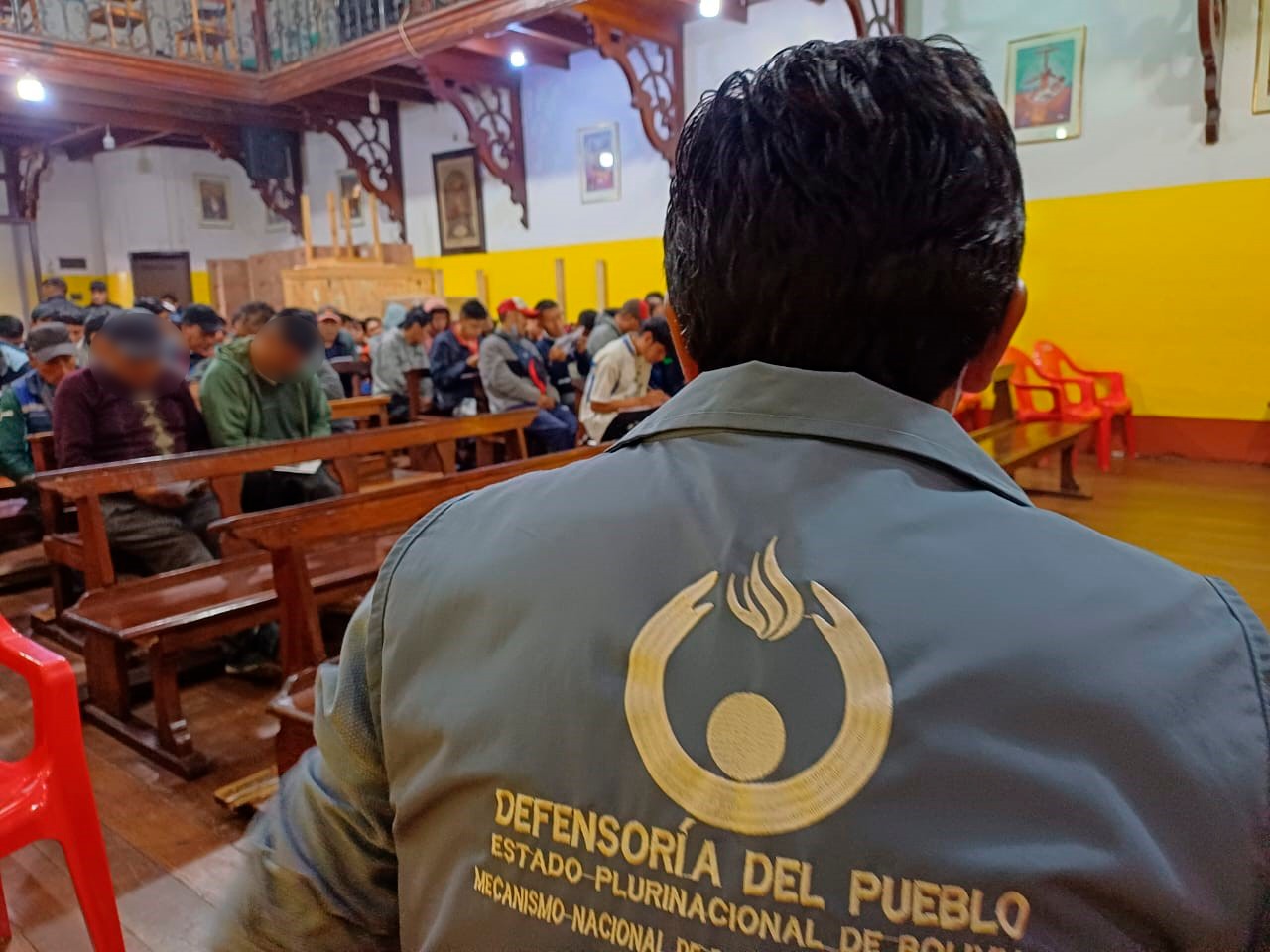 DECRETO PRESIDENCIAL DE AMNISTÍA E INDULTO, NO APLICA A PROCESADOS CON PENA PRIVATIVA MAYOR A 10 AÑOS, DEFENSORÍA DEL PUEBLO SOCIALIZA NORMA A NIVEL NACIONAL