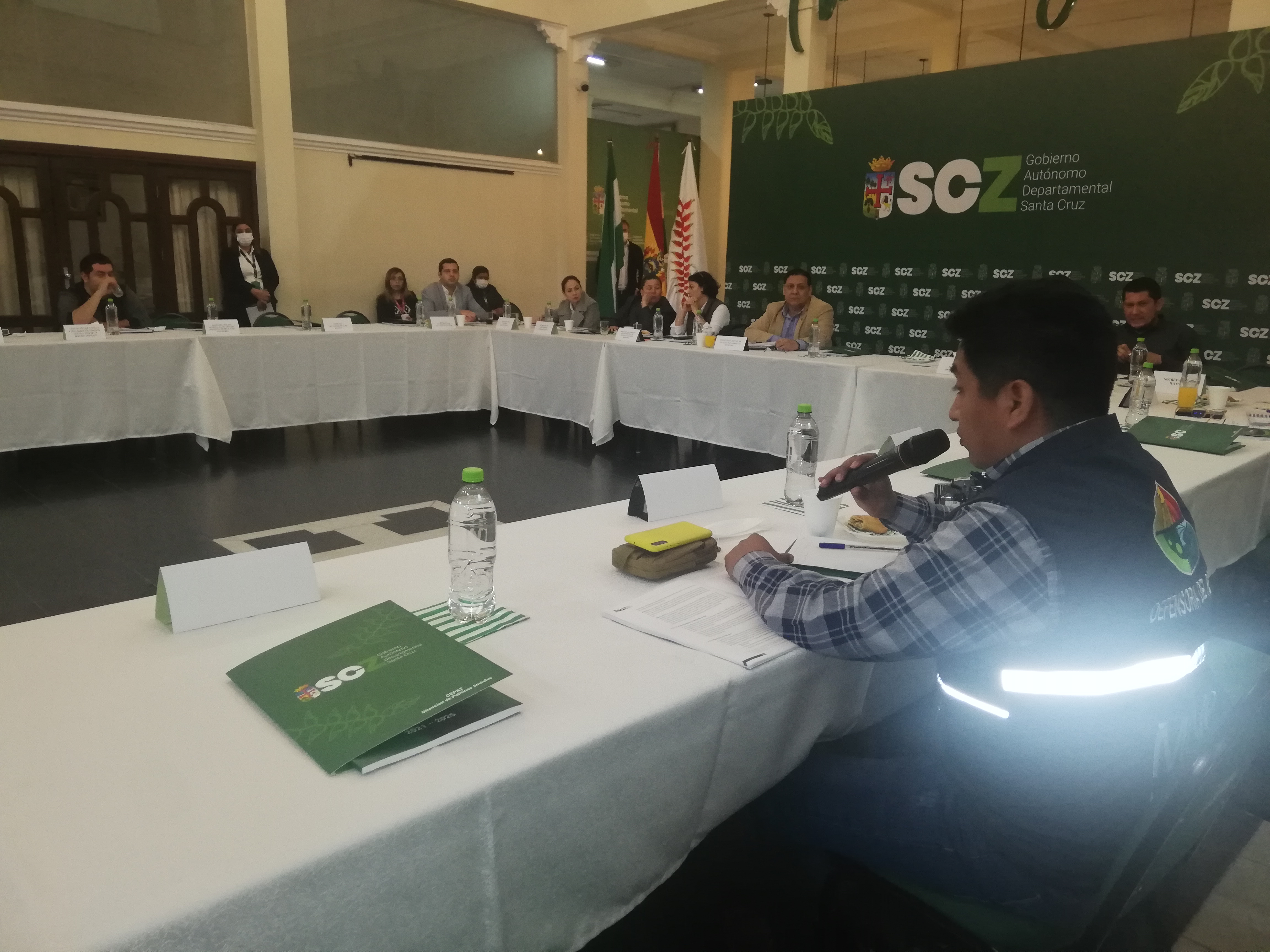 DEFENSORIA DEL PUEBLO EN SANTA CRUZ, PROPONE TRATAR RESOLUCIONES QUE SANCIONEN Y ASEGUREN LA PRESENCIA DE LOS MIEMBROS PERMANENTES A LAS REUNIIONES ORDINARIAS DEL CONSEJO DEPARTAMENTAL CONTRA LA TRATA Y TRÁFICO DE PERSONAS Y DELITOS CONEXOS