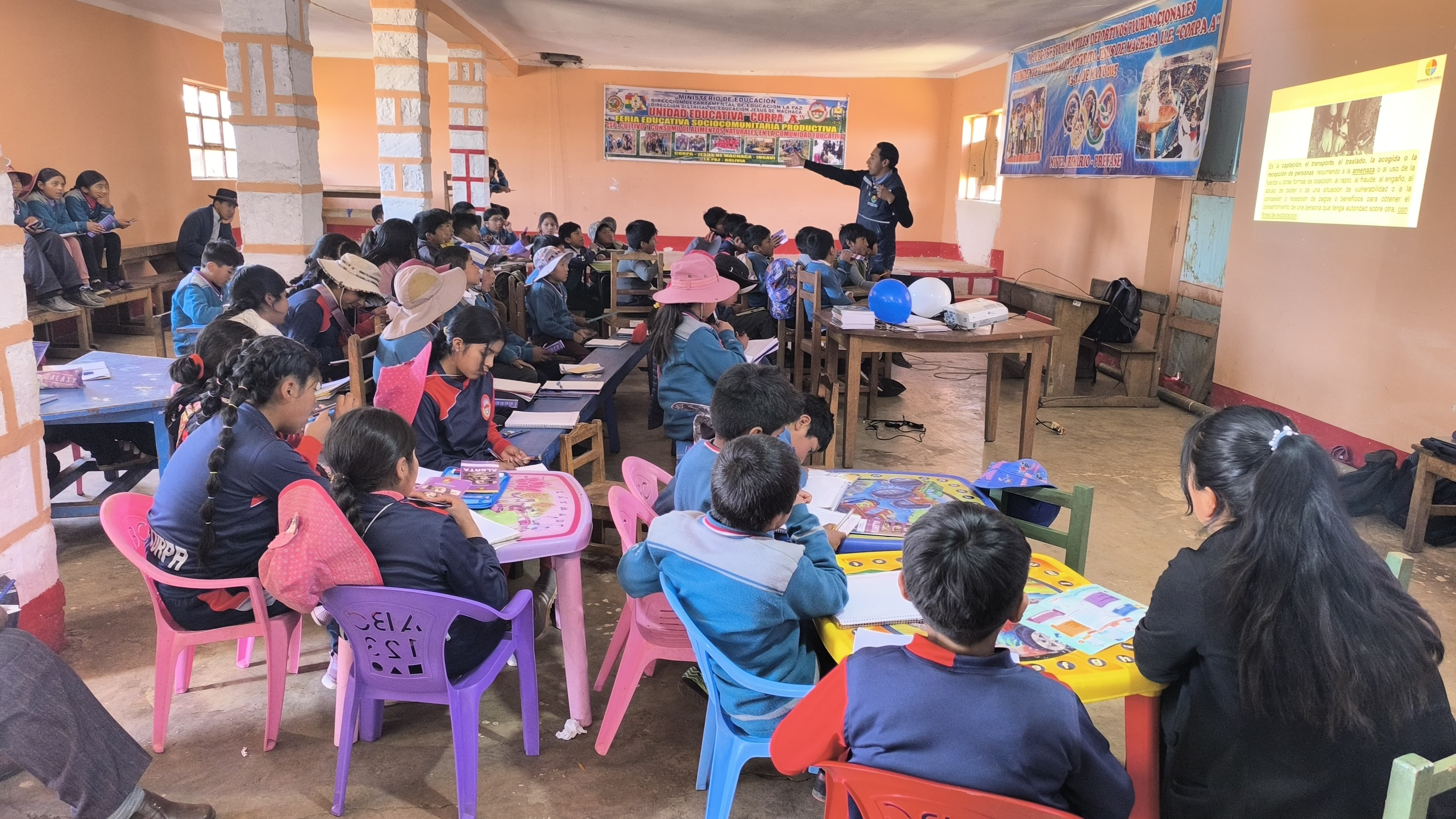 ESTUDIANTES DEL MUNICIPIO DE JESÚS DE MACHACA FORTALECEN SUS CONOCIMIENTOS EN PREVENCIÓN DE LA TRATA DE PERSONAS Y VIOLENCIA HACIA NNAs