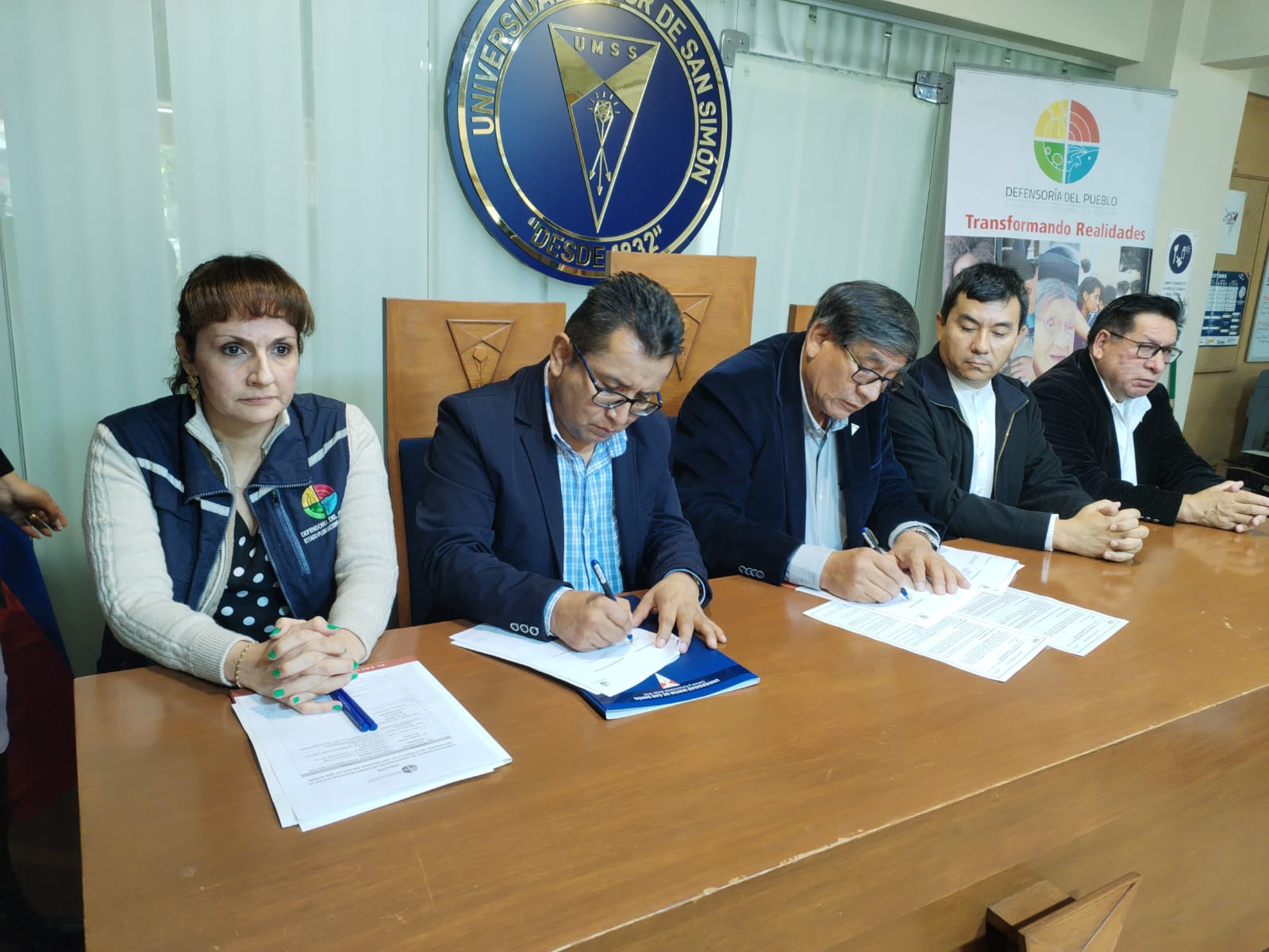 Defensoría del Pueblo y la Universidad San Simón se unen para promover los derechos humanos y la convivencia pacífica entre los universitarios